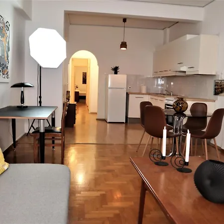 Cozy 2 Bedroom @panormou Metro/erytros Stavros Apartment