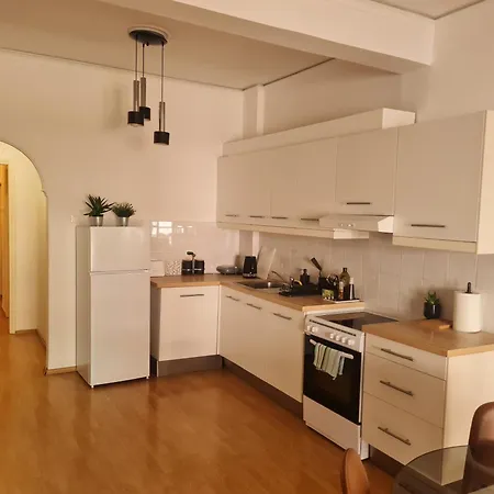 Cozy 2 Bedroom @panormou Metro/erytros Stavros * Athens